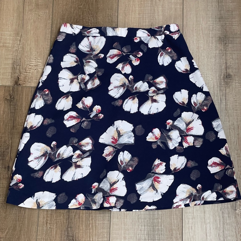 Bobeau A-line Floral mini skirt Flowy |Size XS - Blue White Floral print - Picture 7 of 7